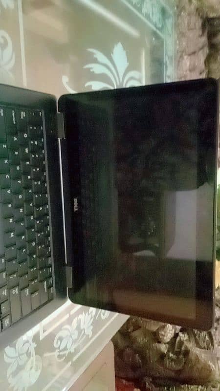 Dell Latitude E 5440 3