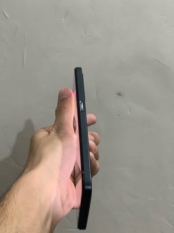 oneplus n20se 4