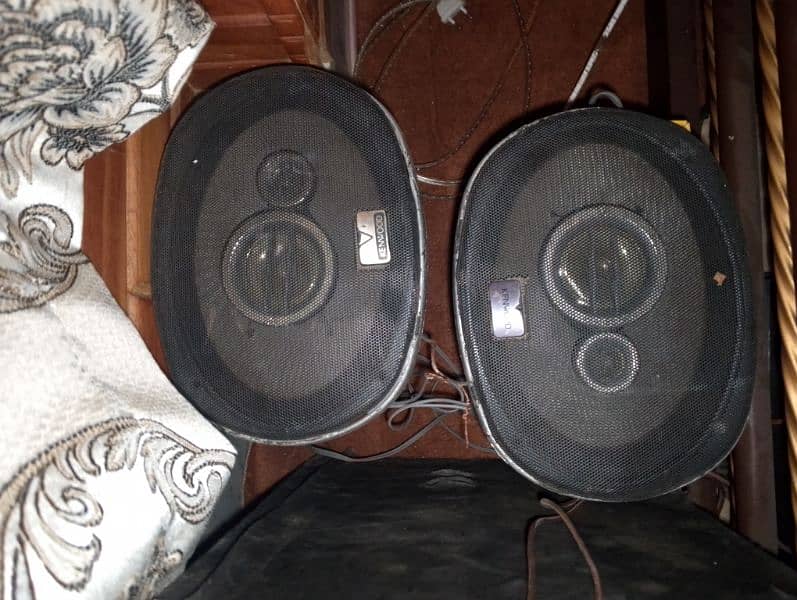 4channel sub woofer with amplifier android pannel and Kenwood speakers 9