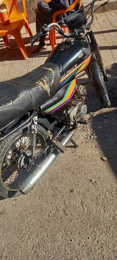 Honda 70 model 2013 registered karachi all parts are jainion