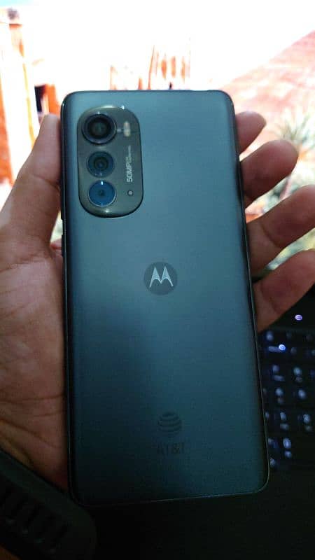 Motorola Edge 2022 read add 1