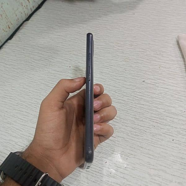 Realme C21 4/64 With box 10 by 10 condition 1