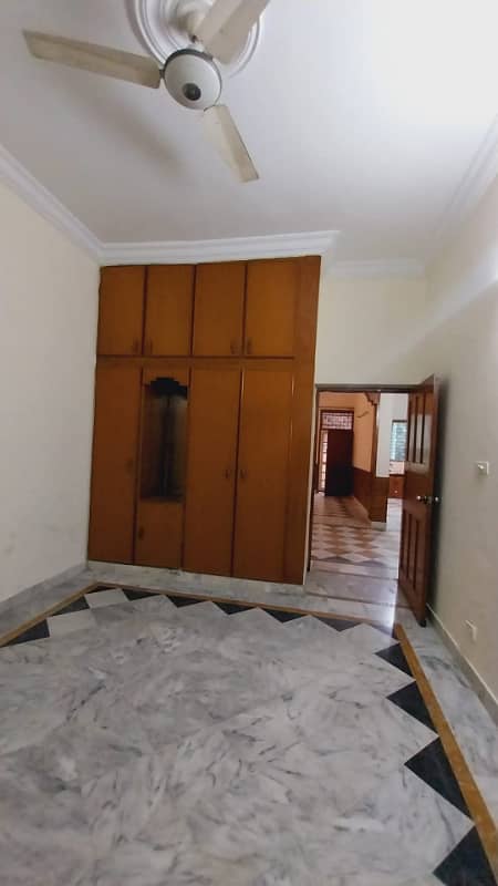 Beautiful Upper portion for rent 2 bedroom with attached bathroom drawingroom T V lounge 4