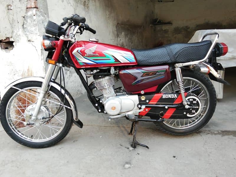 Honda CG22/24 model Punjab register. 3