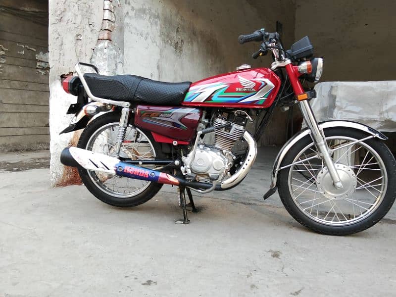 Honda CG22/24 model Punjab register. 5