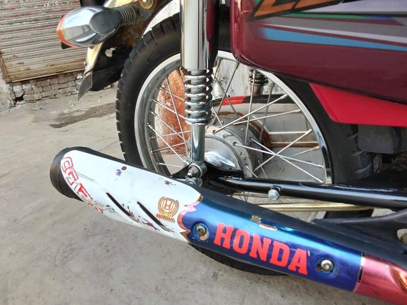 Honda CG22/24 model Punjab register. 9