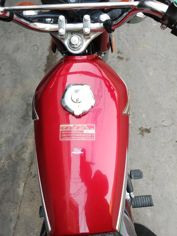 Honda CG22/24 model Punjab register. 10