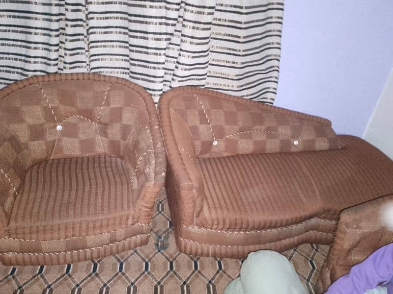 Second hand sofa set 1