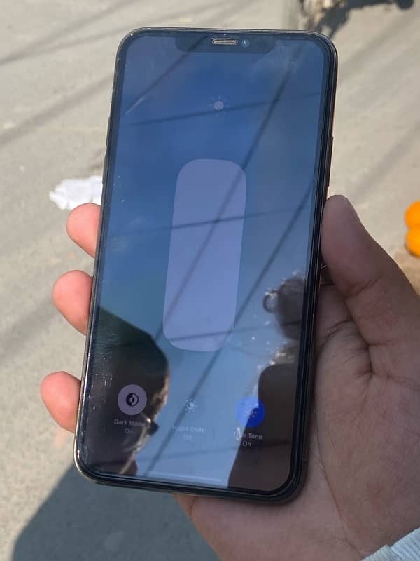 iPhone 11 Pro Max (Factory Unlock) 5