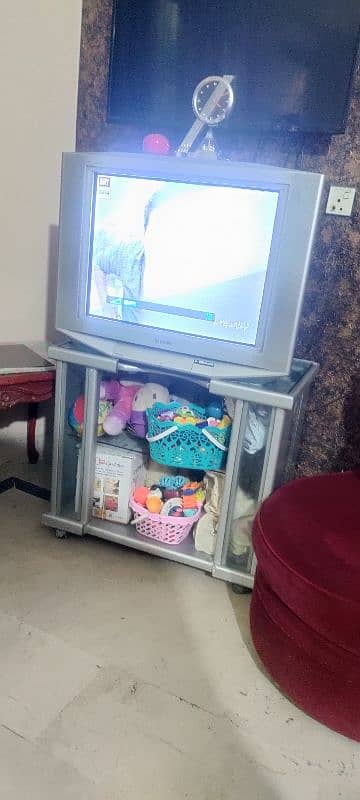 tv with mirror trolley 1