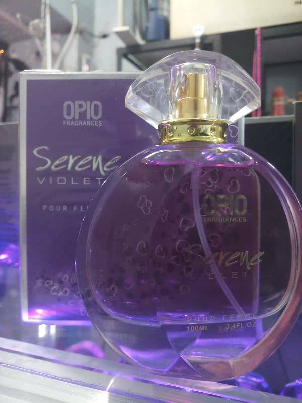 All branded perfumes are available in different pricescall 03284105251 16