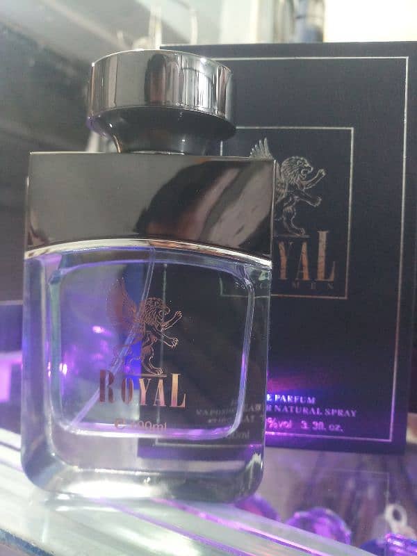 All branded perfumes are available in different pricescall 03284105251 17