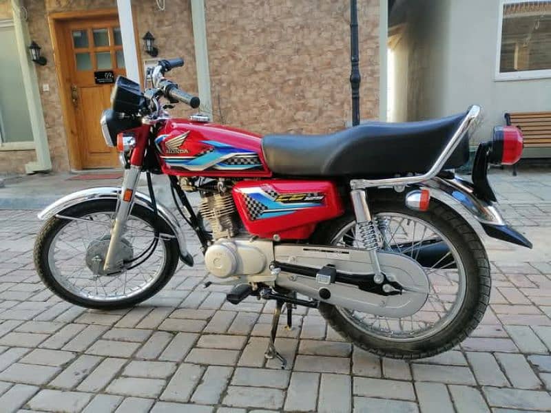 HONDA CG125 2024| HONDA in BIKES | SUPER LUSH CONDITION | LESS DRIVE 3