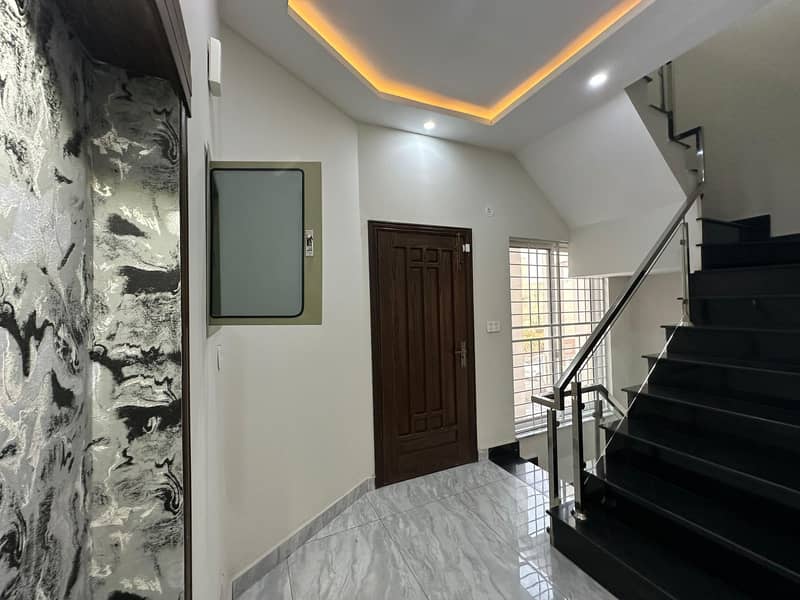 10 Marla Brand New House for sale in Gulmohar Block 7