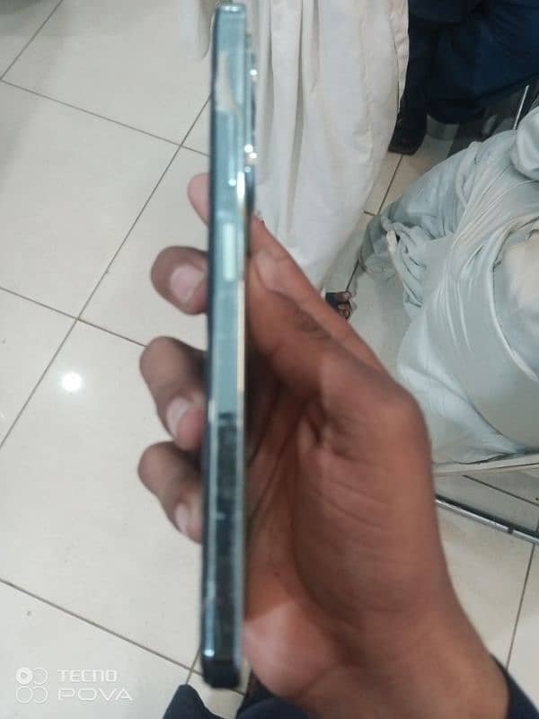 Infinix hot 40i 4