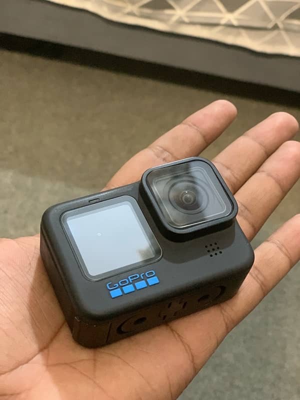 Gopro Hero 10  (With All accessories ) 1