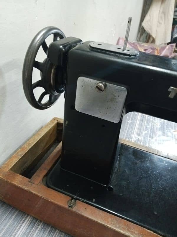 TOYOTA Sewing machine 2