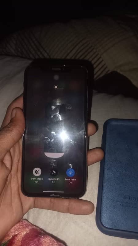 I phone xs 256 gb non pta  unlocked 3