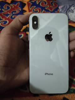 iphone XS 64 GB battery service 71 urgent sale