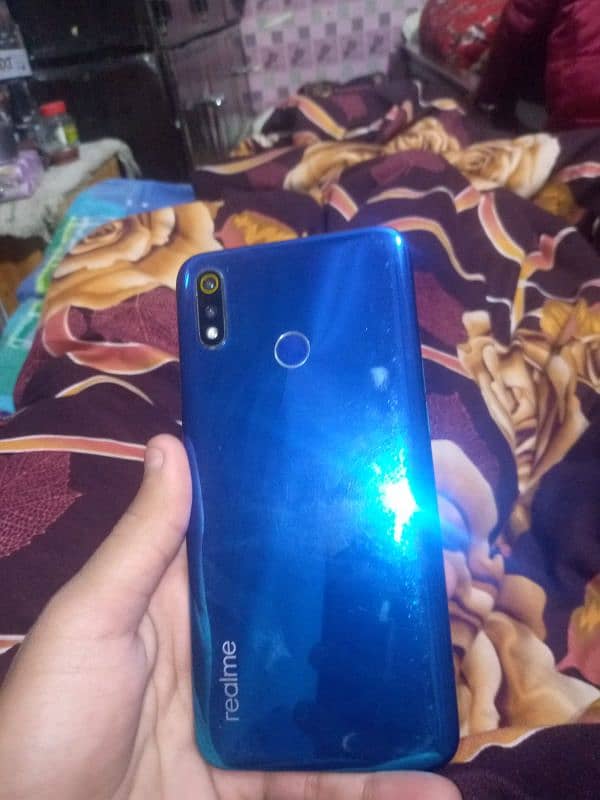 realme 3 good condition 4/64 2