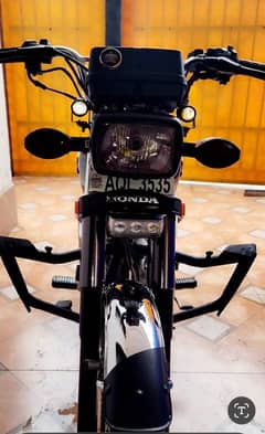 Honda 125 CBF special edition self start