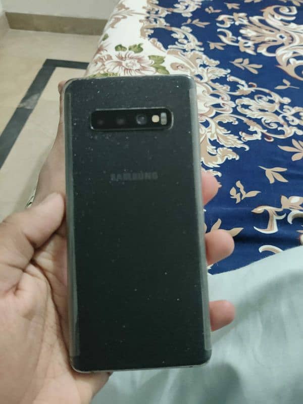 SAMSUNG S10 PLUS 7