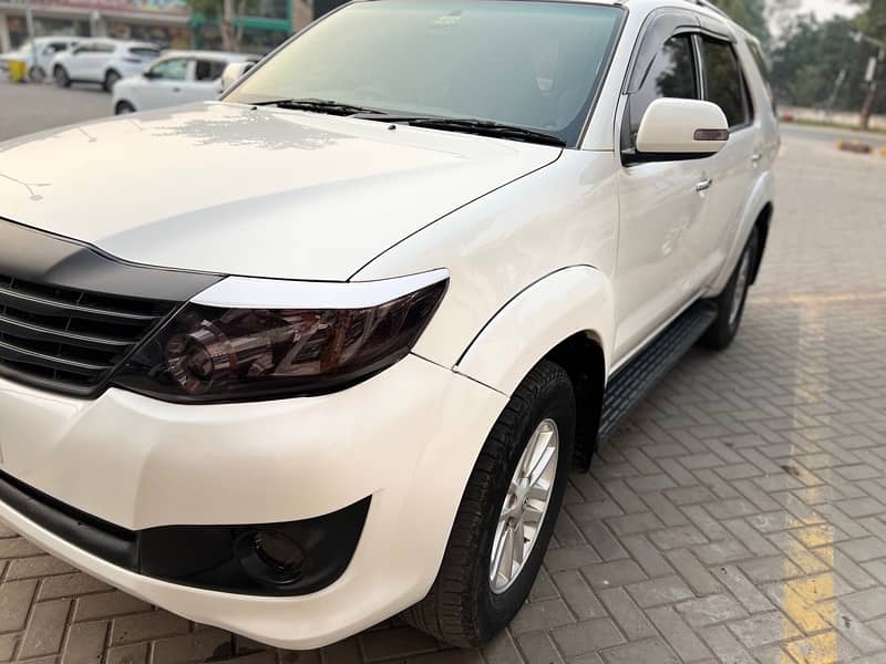 Toyota Fortuner V 2014 2