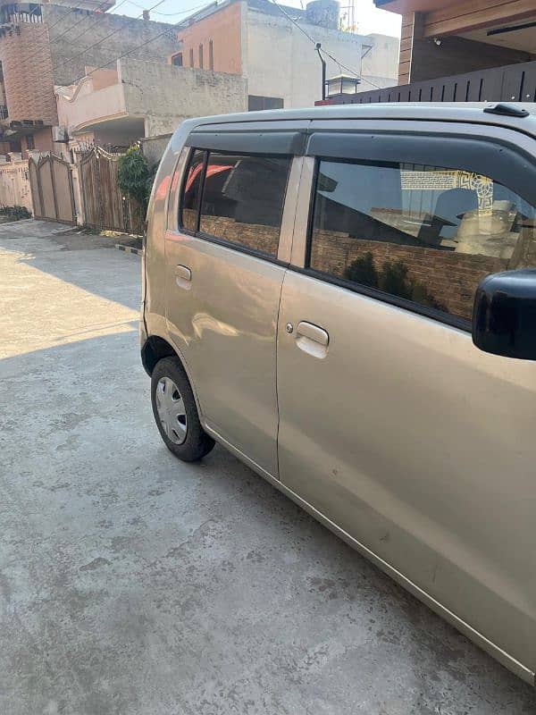 Suzuki Wagon R 2017 3