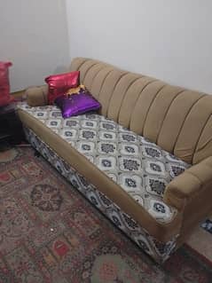 good condition 7 seaters sofa. selling on urgent basis due to shiftig