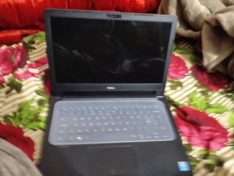 dell latitude 3460 with tach screen 1