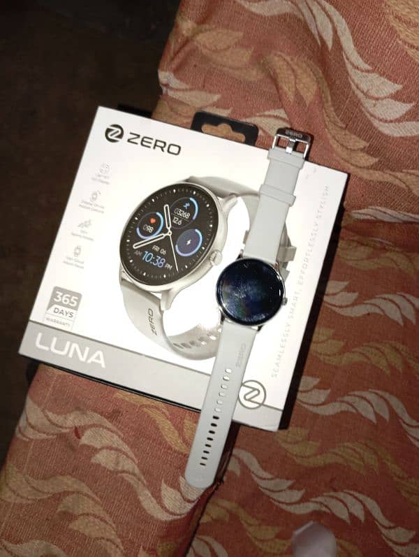 Zero Luna Smartwatch slightly used 10/10 0