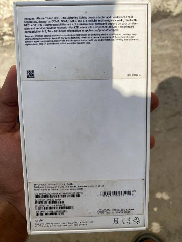 iphone 11 with original box! 1