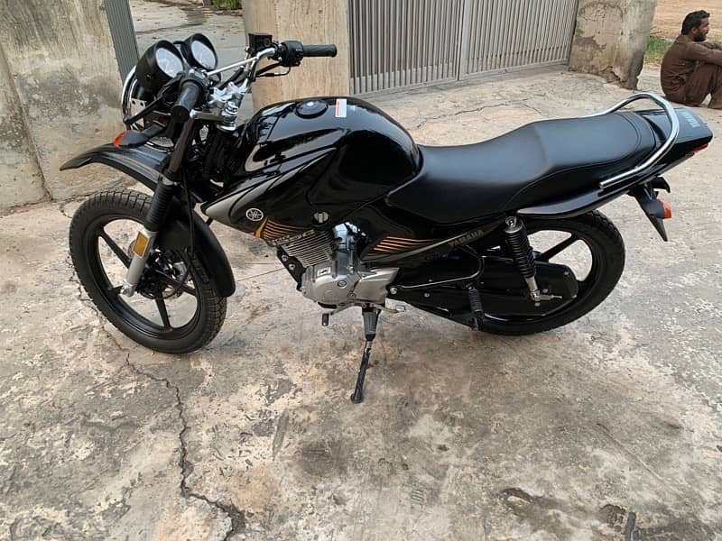 Yamaha 125 YBRG 2024 0