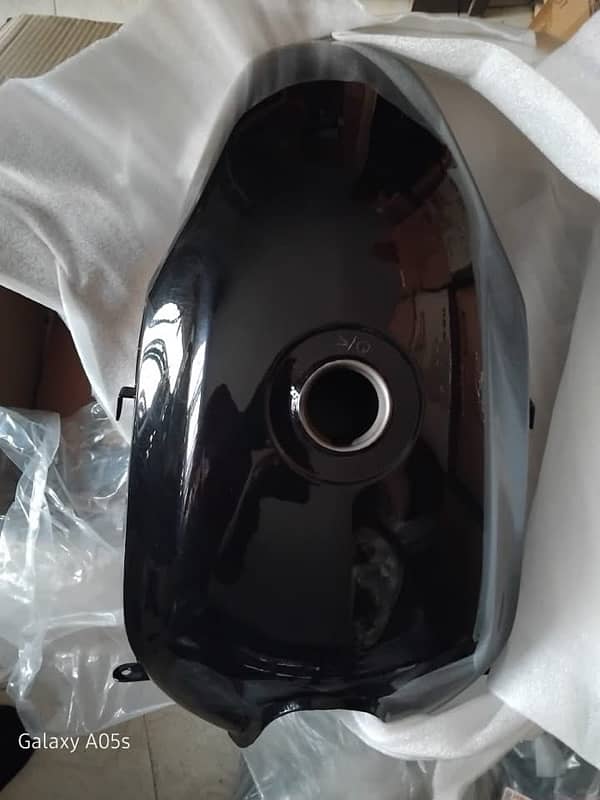 yamaha ybrg Fuel tank and scoops & side cover 1