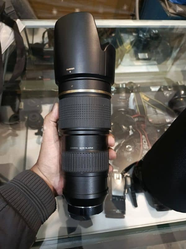 Nikon 70-200mm f2.8 Tamron 1