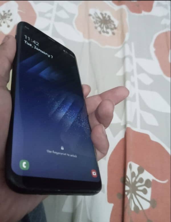 Samsung Mobile S8 Plus 5