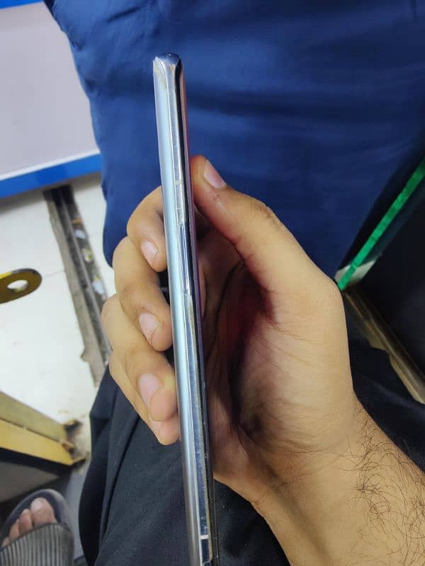 One Plus 9Pro 4