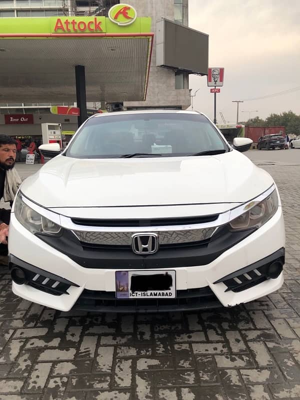 Honda Civic Oriel 2017 0