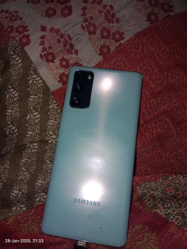 Samsung S20FE 5G 1