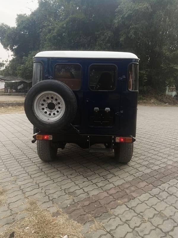 Toyota Fj Cruiser 1982 3