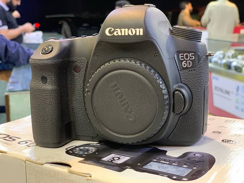 DSLR Canon 6D Body Contact:03212306356 1