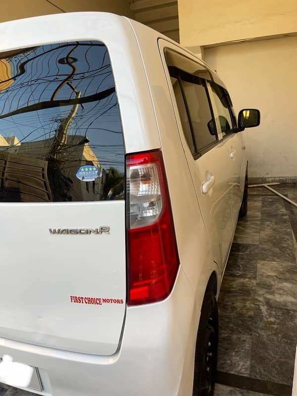 Suzuki Wagon R 2015 4