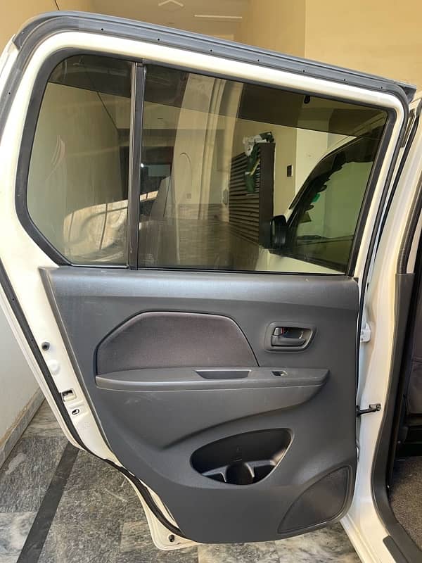 Suzuki Wagon R 2015 14