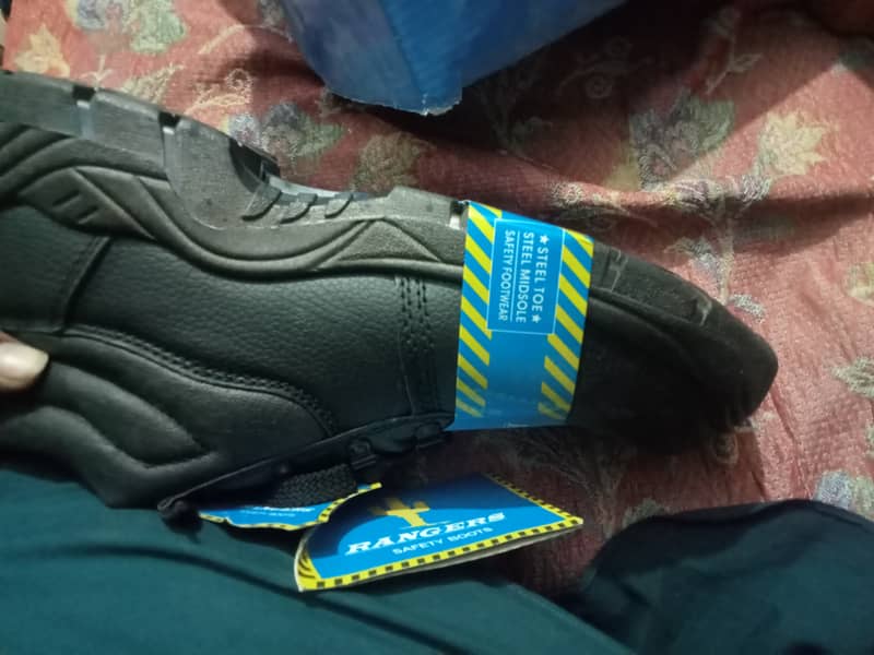 High-Quality Safety Shoes 2