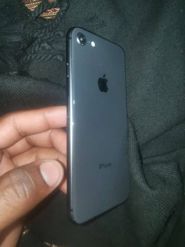 IPHONE 8 64GB NON PTA WATER PACK 2