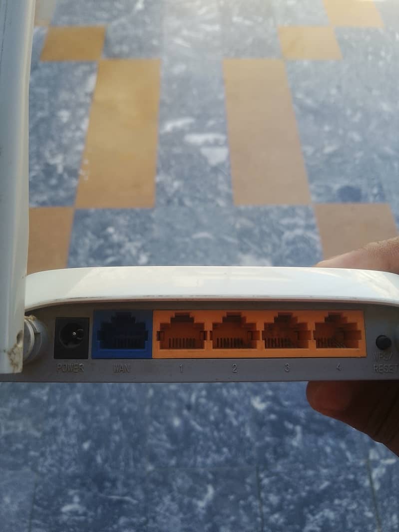 tp link router model no. 840 0