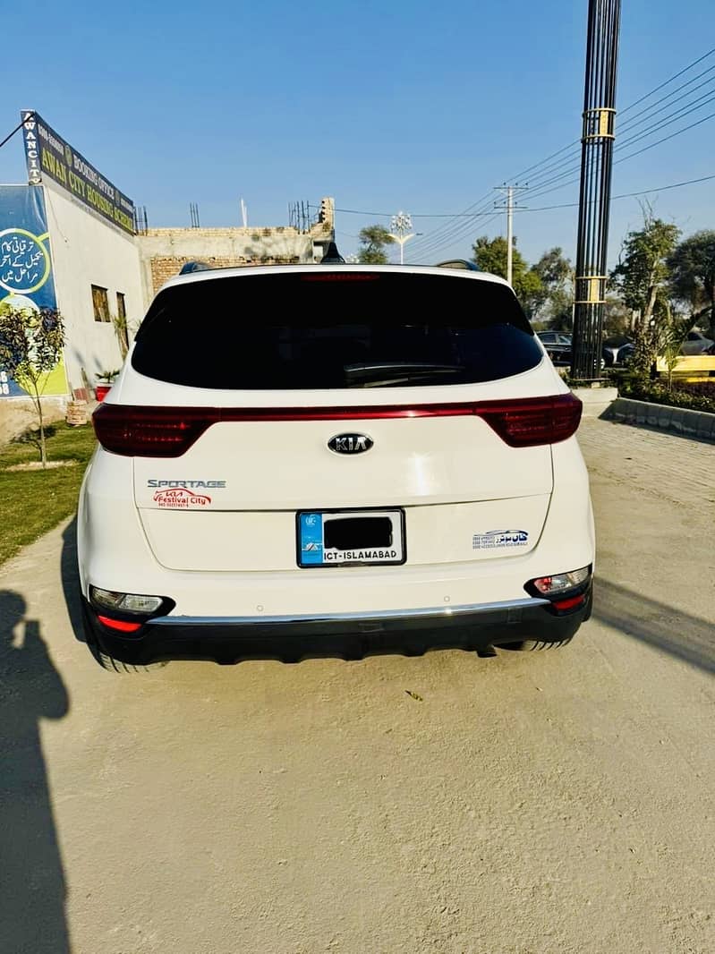 KIA Sportage 2023 1