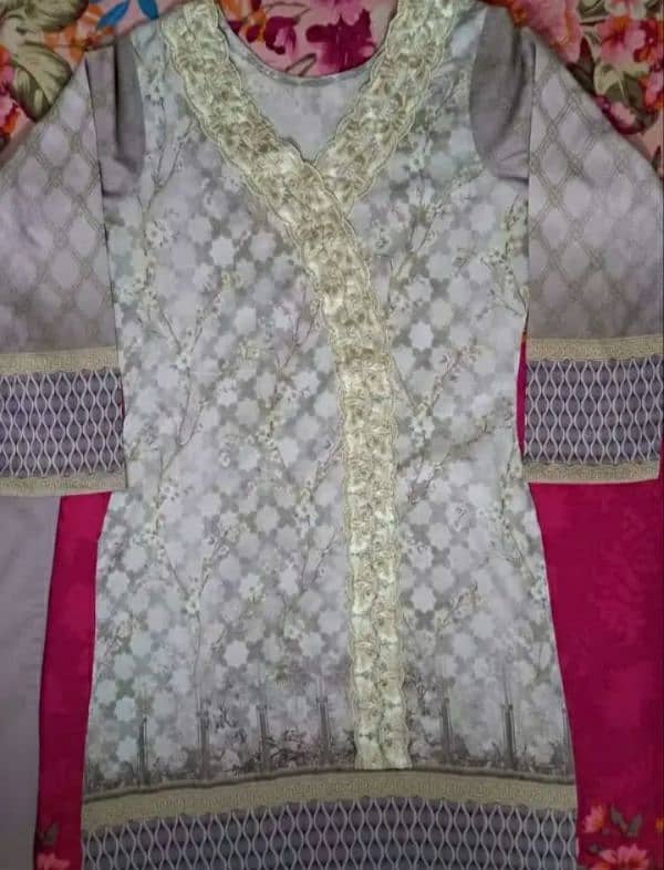 (Urgent Sale) Preloved/Used, 3 PC Suit Or Kurti 1