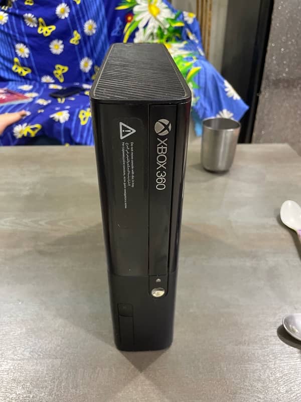 xbox 360 with  Kinetic motion 1