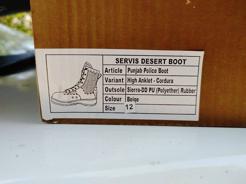 Service Boots New 12 size 4